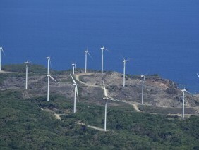 报告称，美国、印度、俄罗斯、日本建设风力发电的速度太慢，无法应对气候变化